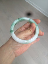 Load image into Gallery viewer, 58.7mm 100% natural certified sunny green/white(白底青) jadeite jade bangle BK82-5231
