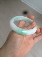 Load image into Gallery viewer, 53mm 100% natural certified sunny green/white(白底青) jadeite jade bangle BK81-5255
