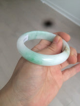 Load image into Gallery viewer, 53mm 100% natural certified sunny green/white(白底青) jadeite jade bangle BK81-5255
