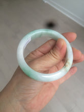 Load image into Gallery viewer, 53mm 100% natural certified sunny green/white(白底青) jadeite jade bangle BK81-5255
