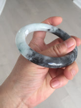 Load image into Gallery viewer, 卖了  56.2mm Certified 100% natural Type A black/white(wuji) chubby round cut jadeite jade bangle BP31-5844
