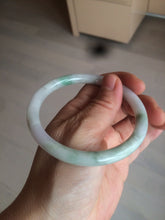 Load image into Gallery viewer, 58.2mm certificated Type A 100% Natural light green/purple slim round cut Jadeite Jade bangle BG54-2950
