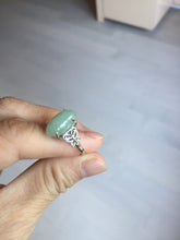 Load image into Gallery viewer, 100% natural type A light green four-prong jadeite jade ring BP141
