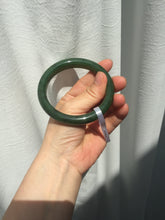 Load image into Gallery viewer, 58.8mm certified 100% Natural dark green black (碧玉) round cut nephrite Jade bangle HF122-1585
