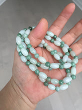 Load image into Gallery viewer, 100% natural type A light green jadeite jade beads bracelet group BQ76
