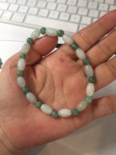 Load image into Gallery viewer, 100% natural type A light green jadeite jade beads bracelet group BQ76
