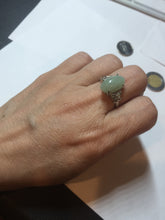 Load image into Gallery viewer, 100% natural type A light green four-prong jadeite jade ring BP141
