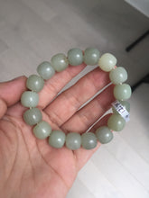 Load image into Gallery viewer, 12x10.9mm 100% Natural light green/yellow vintage style nephrite Hetian Jade bead bracelet HE94
