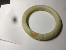 Load image into Gallery viewer, 60.8mm 100% Natural yellow/orange carved daisies Xiu Jade (Serpentine) bangle SY5
