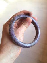 Load image into Gallery viewer, 60mm 100% natural purple/dark blue/brown/white purple mica + Tourmaline bangle SY34
