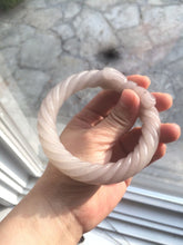 Load image into Gallery viewer, 59mm 100% natural light purple/red/gray Quartzite (Shetaicui jade) carved Bow knot and chubby twist style bangle SY1
