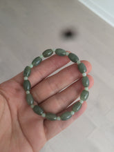 Load image into Gallery viewer, 100% natural  type A oily dark green olive +round jadeite jade bead  bracelet AT91
