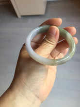 Load image into Gallery viewer, 50.5mm 100% natural Type A light green/purple oval  jadeite jade bangle Y166-3705
