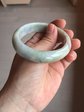 Load image into Gallery viewer, 53.8mm 100% natural Type A light green/red/yellow “Beauty’s Face Scarred” jadeite jade bangle PA39-5298
