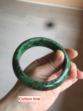 Load image into Gallery viewer, 60.5mm 100% natural green/red/black Epidote (红绿宝)bangle CB62
