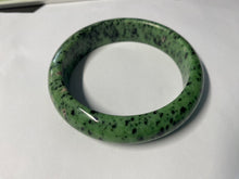 Load image into Gallery viewer, 61mm 100% natural green/red/black Epidote (红绿宝)bangle CB60-1
