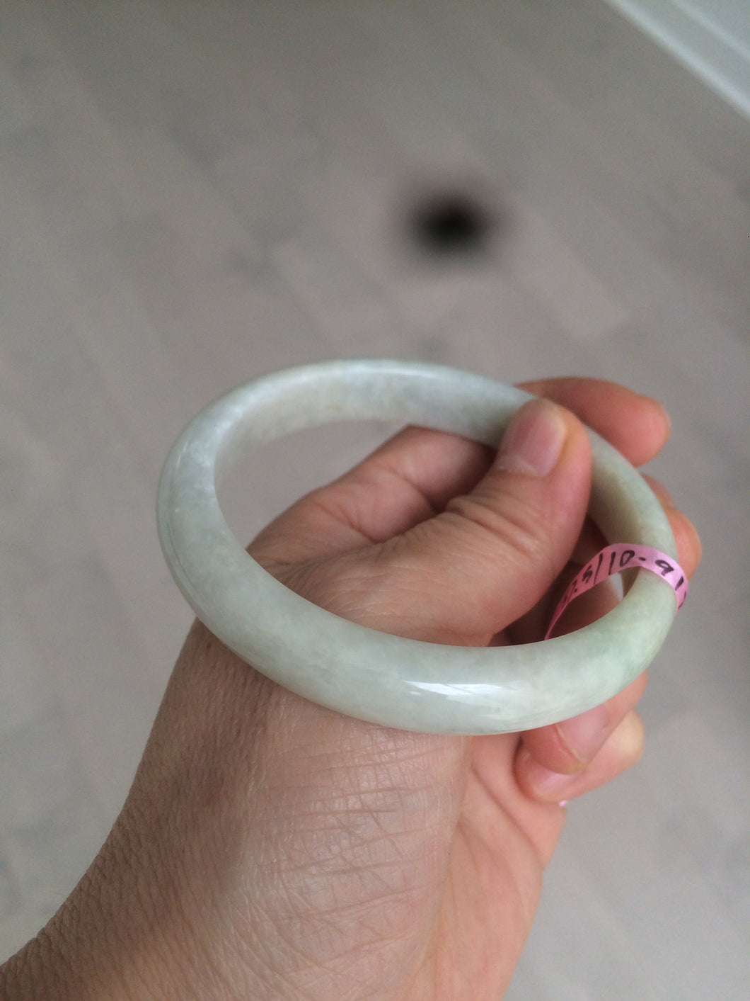 57.5mm Certified Type A 100% Natural light green Jadeite Jade bangle AQ44