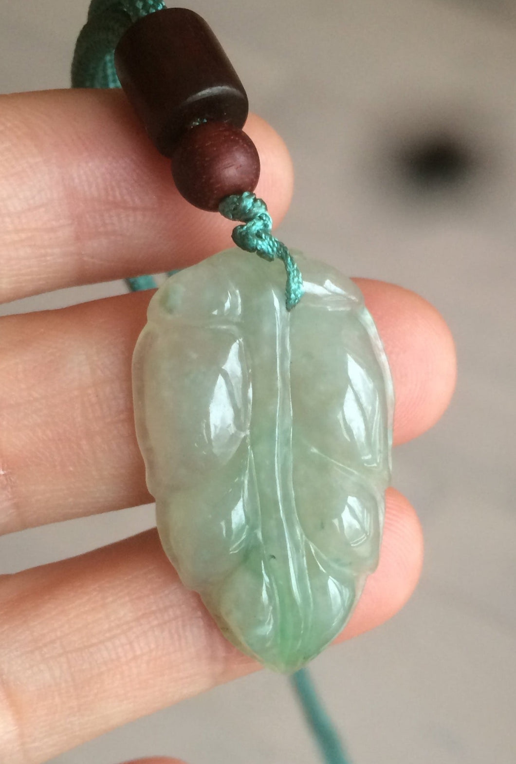 type A 100% Natural icy watery green/gray Jadeite Jade leaf pendant necklace AH57