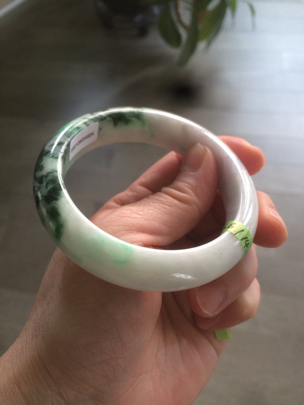 55.6mm 100% natural Type A sunny green/white/purple jadeite jade bangle L116-4934