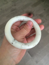 Load image into Gallery viewer, 56.7mm 100% Natural white/beige with black/brown flying dandelions Osmanthus fragrant cake round cut nephrite Hetian Jade bangle HE29 卖了
