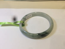 Load image into Gallery viewer, 53.5mm Certified type A 100% Natural light green/yellow/green floating flower oval jadeite jade bangle AC32-5313
