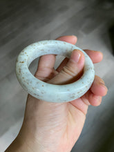 Load image into Gallery viewer, 51.8mm 100% Natural white beige with black/brown flying dandelions Osmanthus fragrant nephrite Hetian Jade bangle HE43
