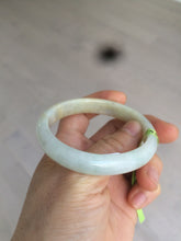 Load image into Gallery viewer, 51.5mm certified 100% natural Type A green/yellow oval jadeite jade bangle e68-8540
