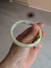 Load image into Gallery viewer, 52mm certified 100% natural Type A green/yellow oval jadeite jade bangle s39-8541
