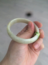 Load image into Gallery viewer, 52mm certified 100% natural Type A green/yellow oval jadeite jade bangle s39-8541
