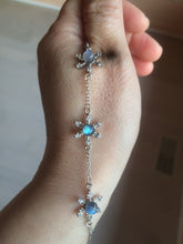 Load image into Gallery viewer, 4.8mm 100% natural blue/white/gray moonstone snowflake beaded bracelet CB24
