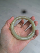 Load image into Gallery viewer, 59mm 100% Natural yellow/brown round cut Hetian nephrite Jade bangle HF5
