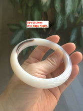Load image into Gallery viewer, 100% natural icy clear agate bangle group AB37
