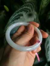 Load image into Gallery viewer, 53.7mm certificated Type A 100% Natural white round cut Jadeite Jade bangle Z49-3437
