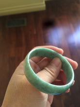 Load image into Gallery viewer, 51.7 mm Type A 100% Natural pea green thin style Jadeite Jade bangle T412
