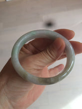 Load image into Gallery viewer, 51.3mm Type A 100% Natural green light Jadeite Jade oval bangle AM16
