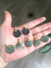 Load image into Gallery viewer, 18mm 100% natural type A black/dark green four-leaf/ five leaf/six leaf clover jadeite jade pendants AH46(Clearance item)
