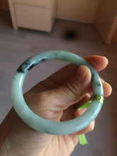 Load image into Gallery viewer, 56.7mm certified type A 100% Natural light/dark green round cut Jadeite Jade bangle Q57-3070
