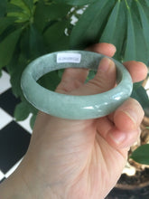 Load image into Gallery viewer, Certifed 58.9mm 100% natural Type A bean green jadeite jade bangle Z42-0722
