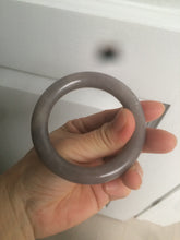 Load image into Gallery viewer, 51.8mm 100% natural smoky purple/gray Quartzite (Shetaicui jade) round cut bangle XY6
