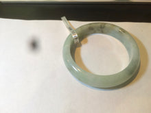 Load image into Gallery viewer, 56mm 100% natural Type A light green jadeite jade bangle Z108
