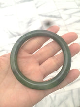 Load image into Gallery viewer, 100% Natural 57.5mm dark green nephrite Hetian Jade (和田碧玉) bangle B12
