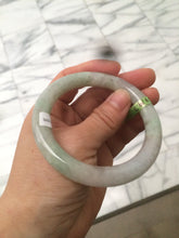 Load image into Gallery viewer, 55mm 100% natural certified light green/purple round cut jadeite jade bangle U18-1151
