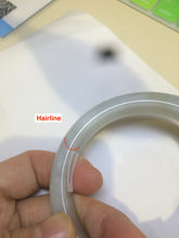 Load image into Gallery viewer, 57.8mm Certified Type A 100% Natural light green/brown Jadeite Jade bangle Z81-5732
