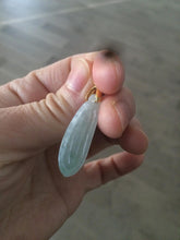 Load image into Gallery viewer, 卖了 100% Natural icy green blessed melon Jadeite Jade pendant XP2
