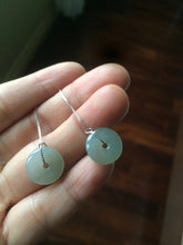 Load image into Gallery viewer, 100% Natural light green dangling jadeite Jade earring with chain.
