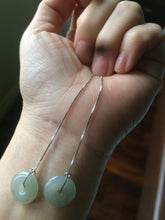 Load image into Gallery viewer, 100% Natural light green dangling jadeite Jade earring with chain.
