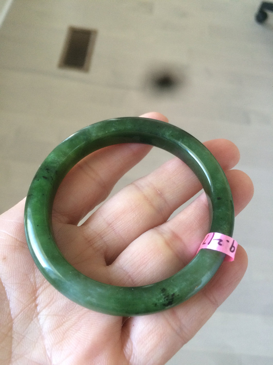 50.8 mm 100% Natural dark green nephrite Hetian Jade (和田碧玉) bangle R11