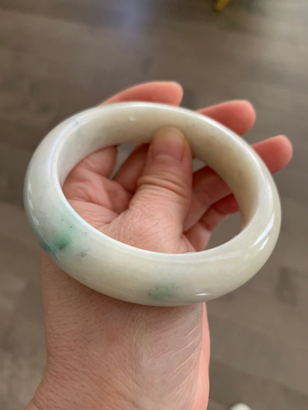 Certified 100% natural 57mm beige/sunny green chubby jadeite jade bangle B1-0466